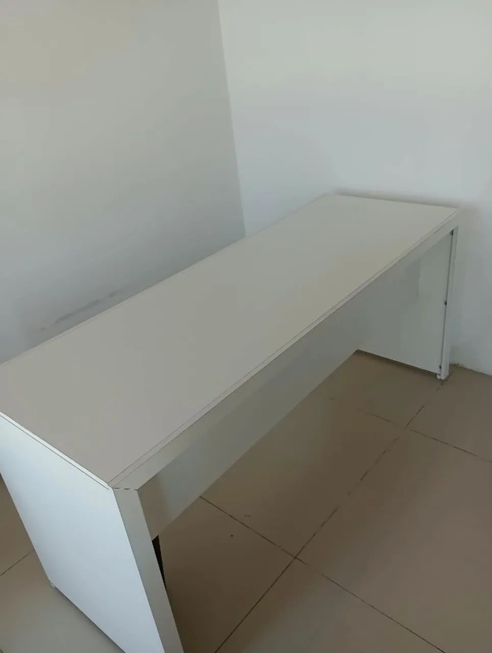 Mesa de escritório grande 