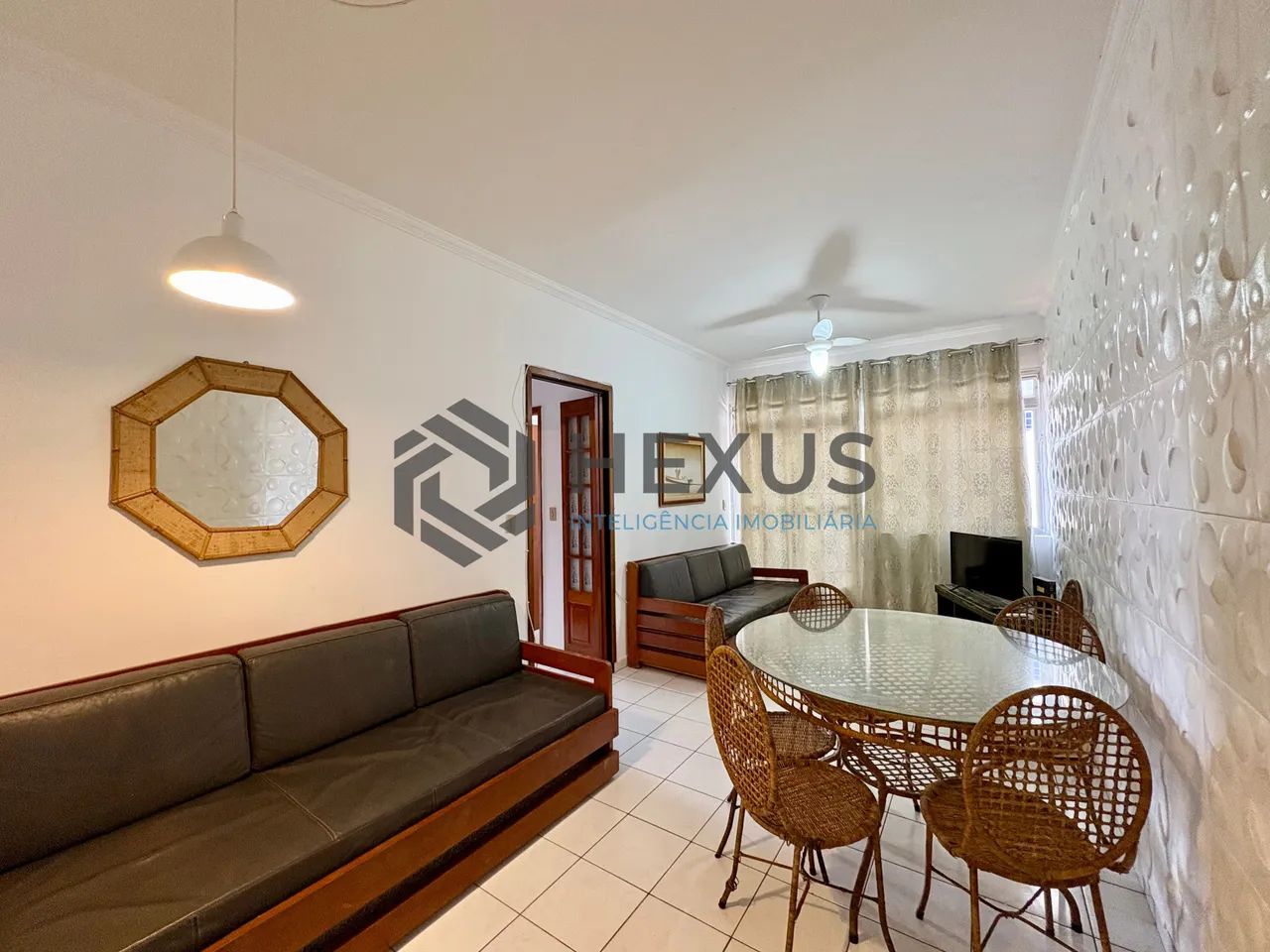 Apartamento com varanda e lazer na Enseada, Guarujá - Foto 4