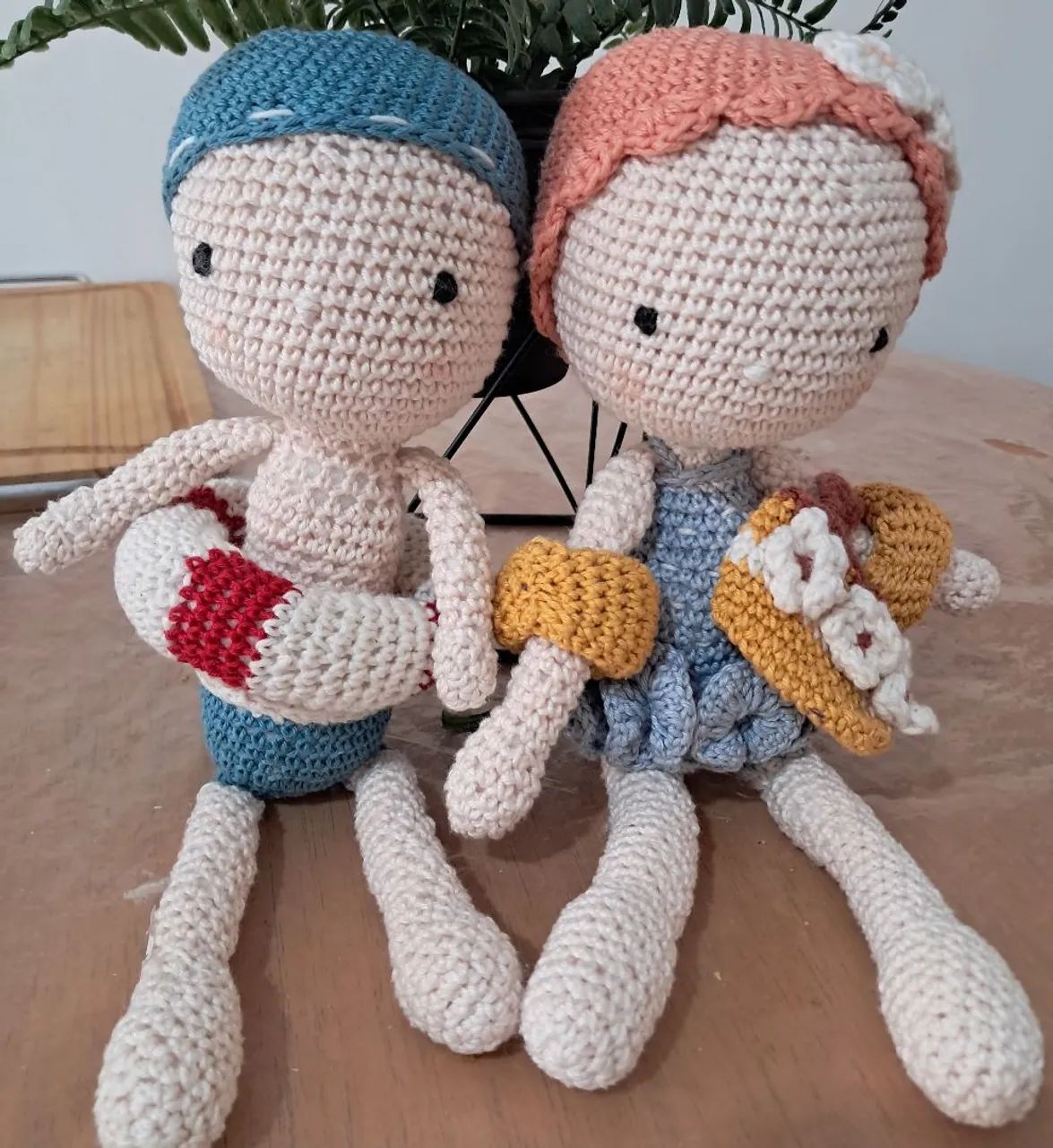 Boneca e Boneco Nadadores