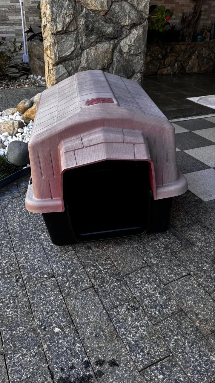 Casinha para cachorro HIGIENIZADA porte médio (até 56cm altura)