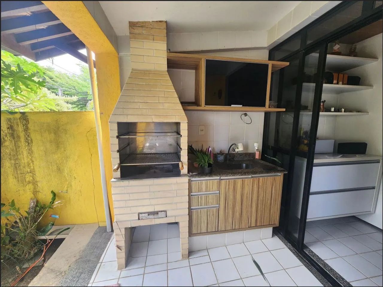 Casa 4 quartos condomínio fechado