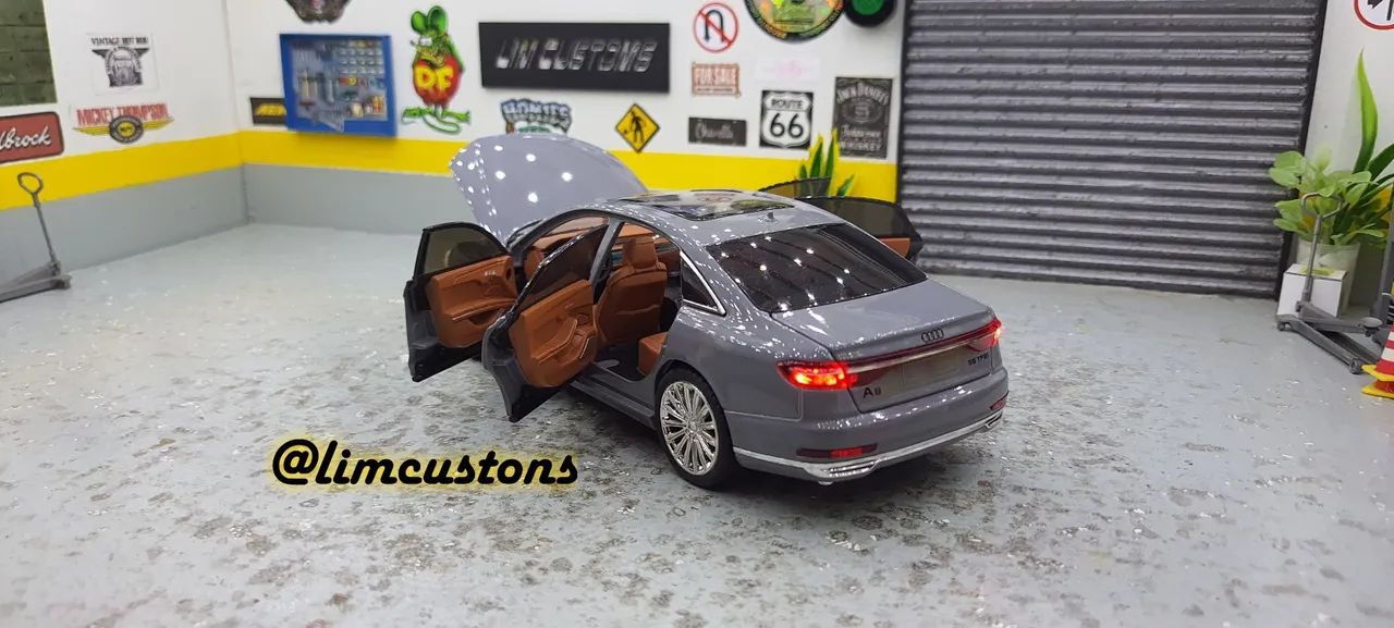 Miniatura 1:24 - Diecast Audi A8  - Foto 2