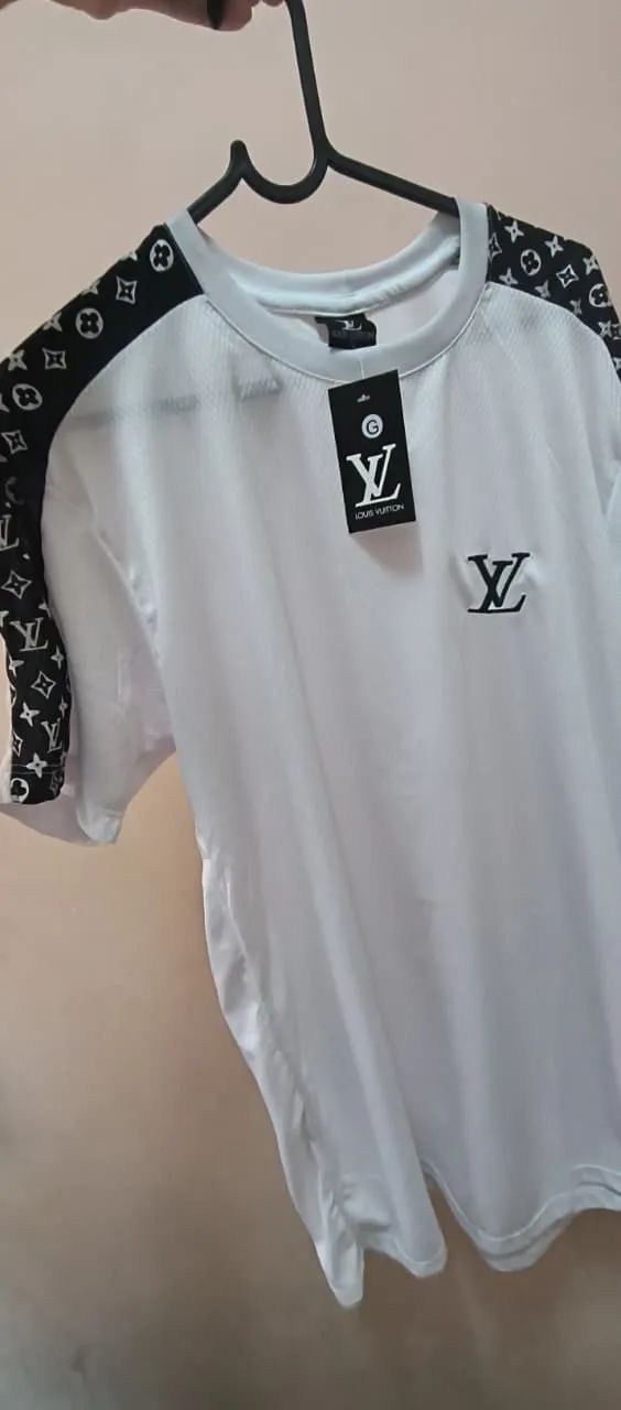CAMISAS DE TIME RECEM COMPRADAS A PARTIR DE 40$ - Foto 3