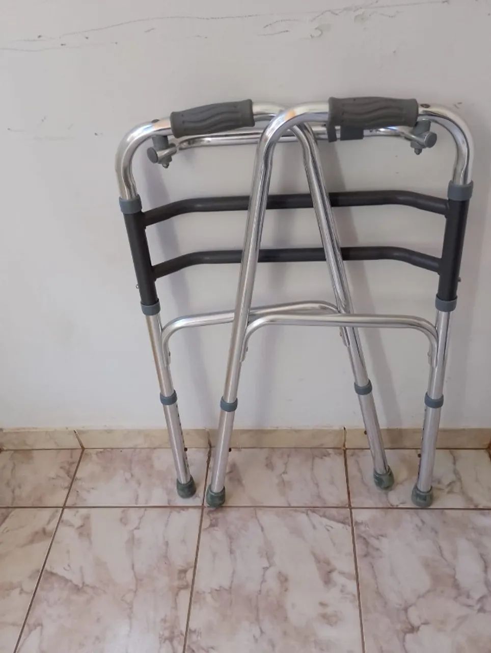 ANDADOR PARA IDOSO