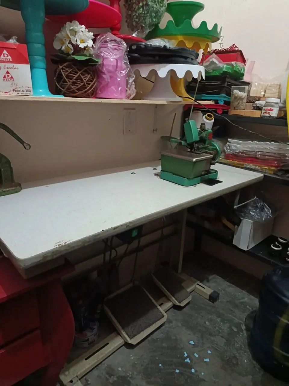 Vendo máquina overlock semi nova - Foto 2