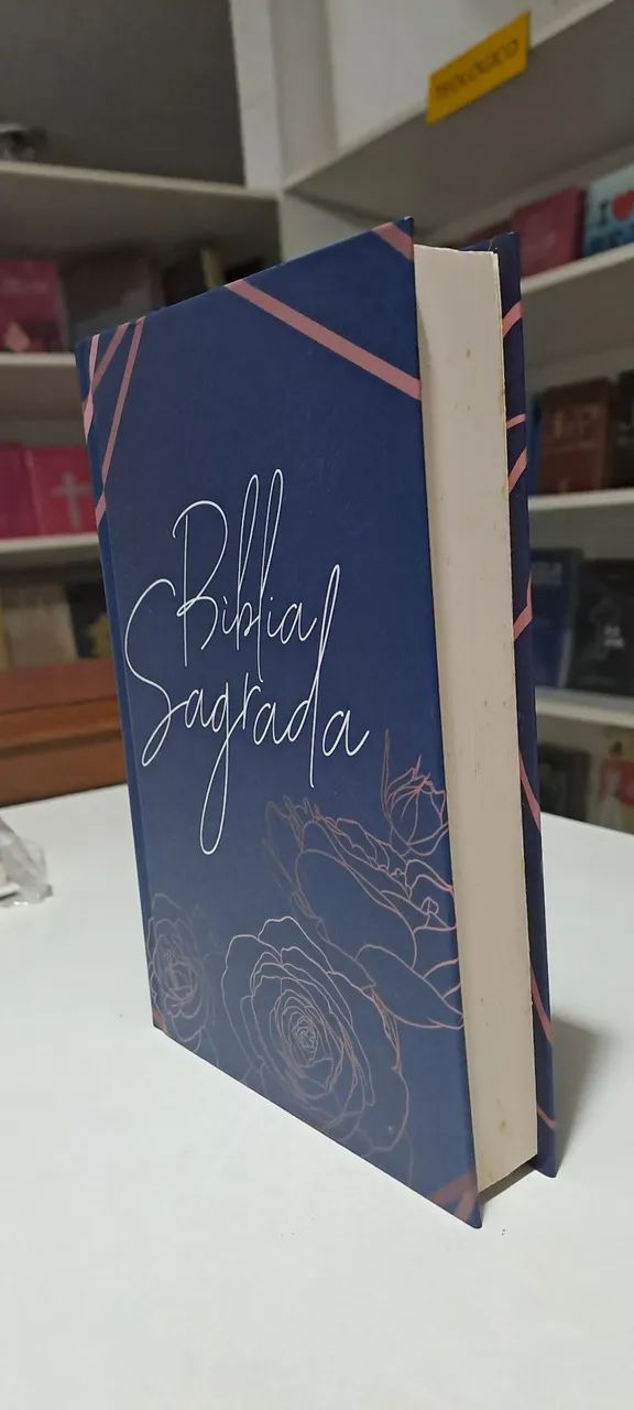 Bíblia capa Dura - Foto 2