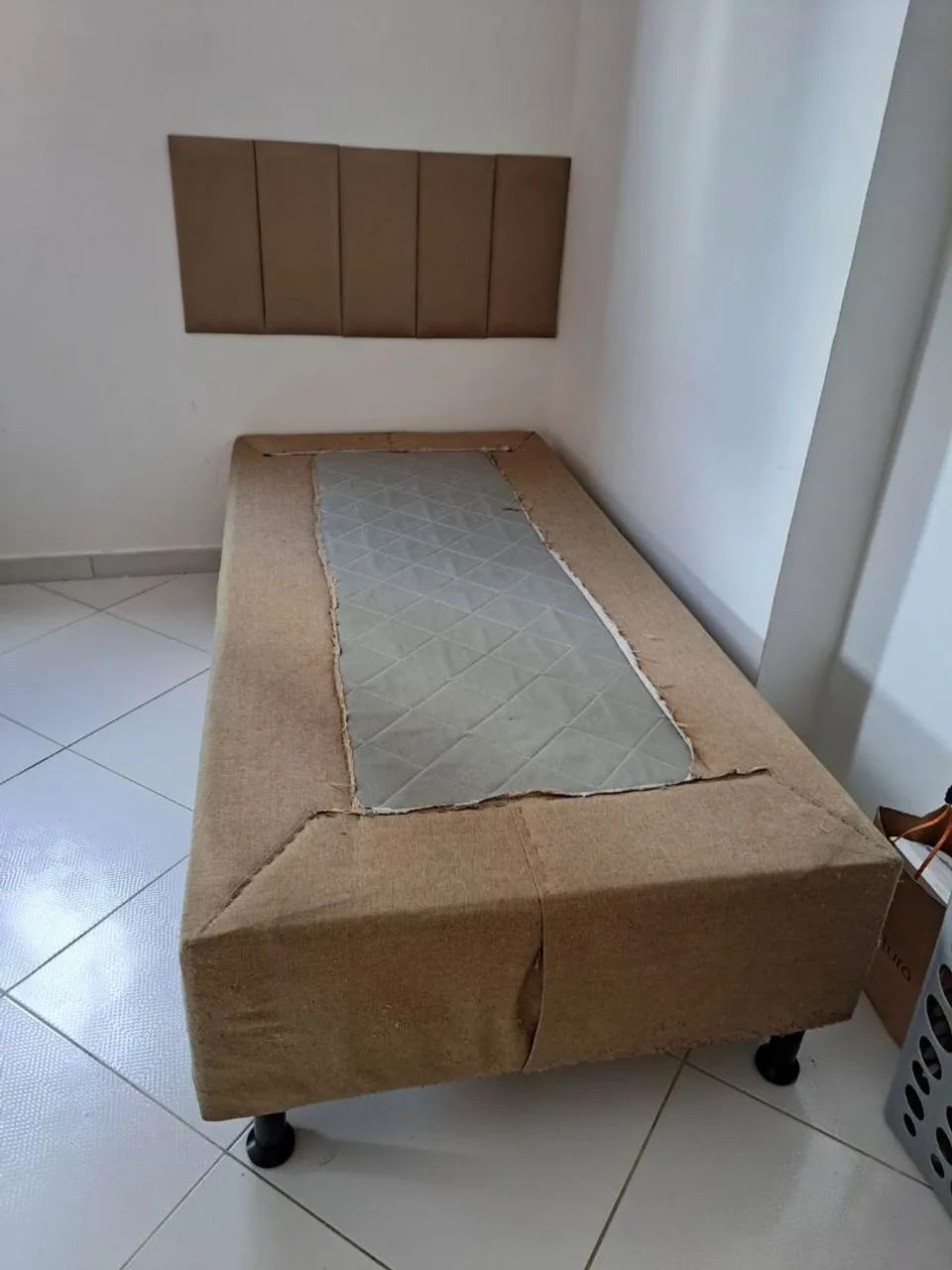 Vendo Cama box solteiro - Foto 4