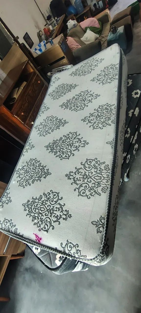 COLCHÃO SOLTEIRO DE MOLAS USADO PELMEX R$290 ENTREGA GRÁTIS  - Foto 3