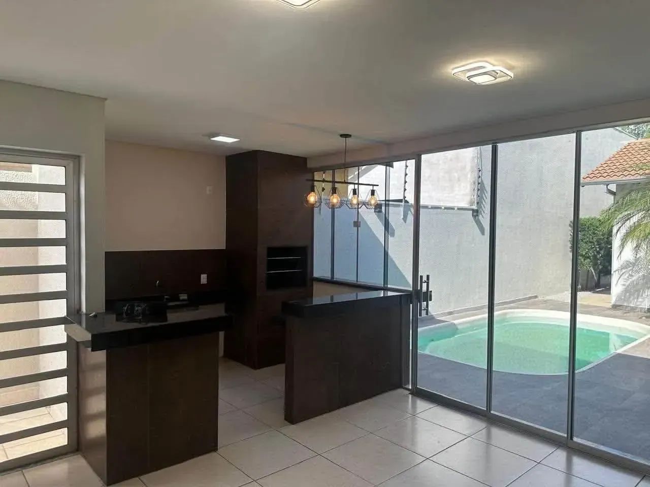 IPASE, CASA GRANDE REFORMADA COM ÁREA DE LAZER  E PISCINA - Foto 4