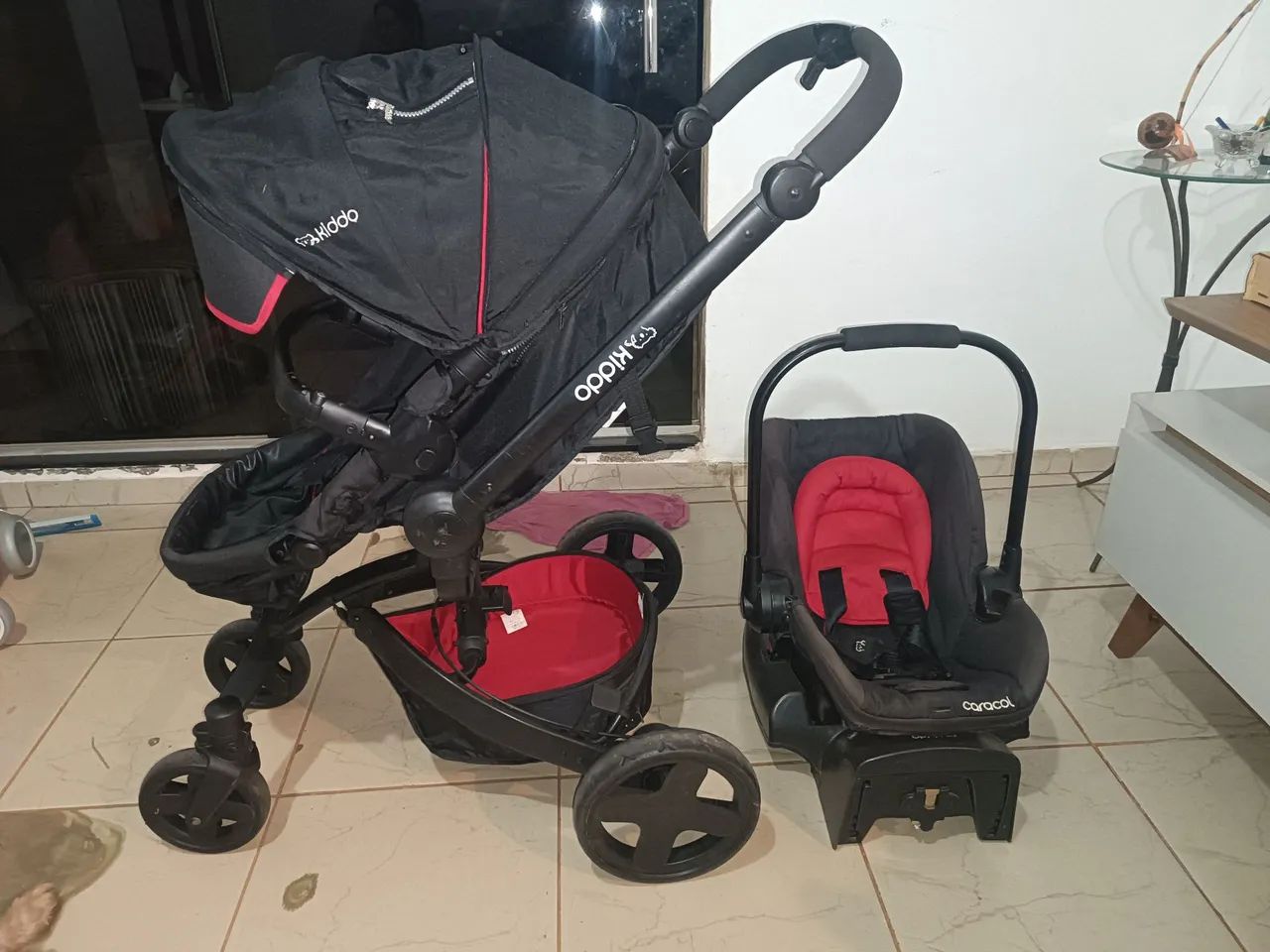 Carrinho de bebê kiddo 