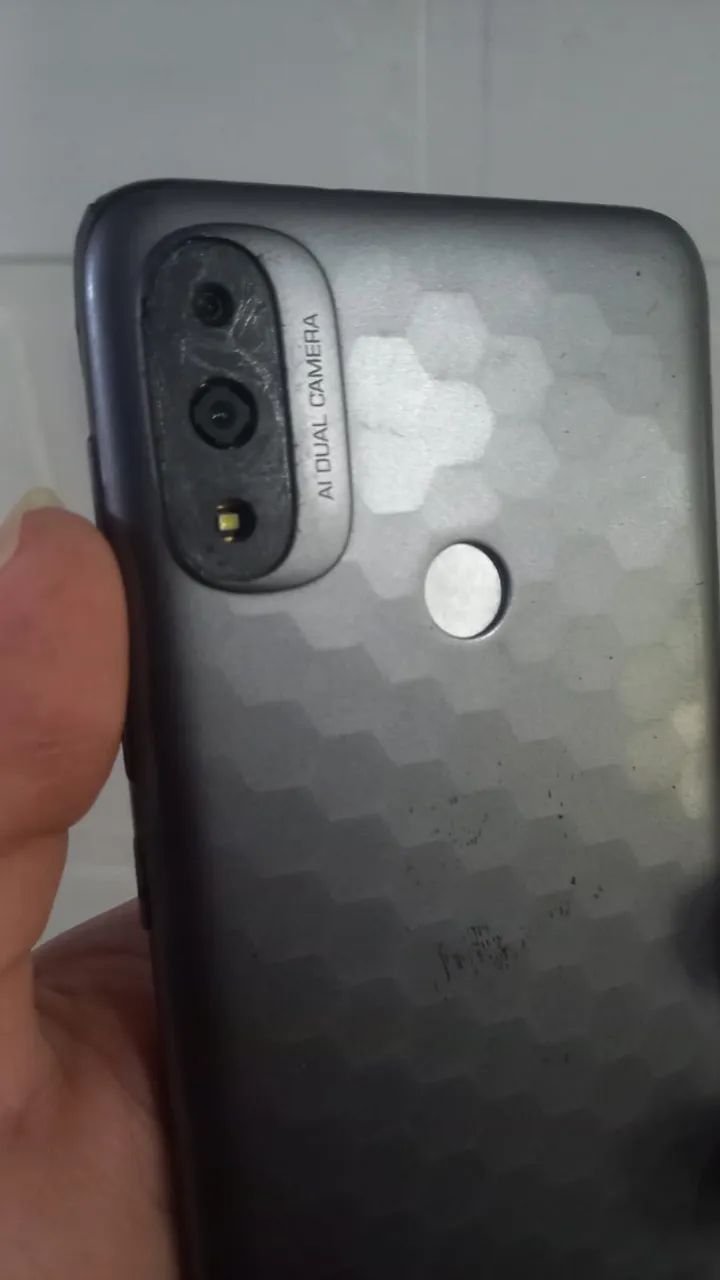 Moto E20 32 gb Quebra-galho - Foto 2