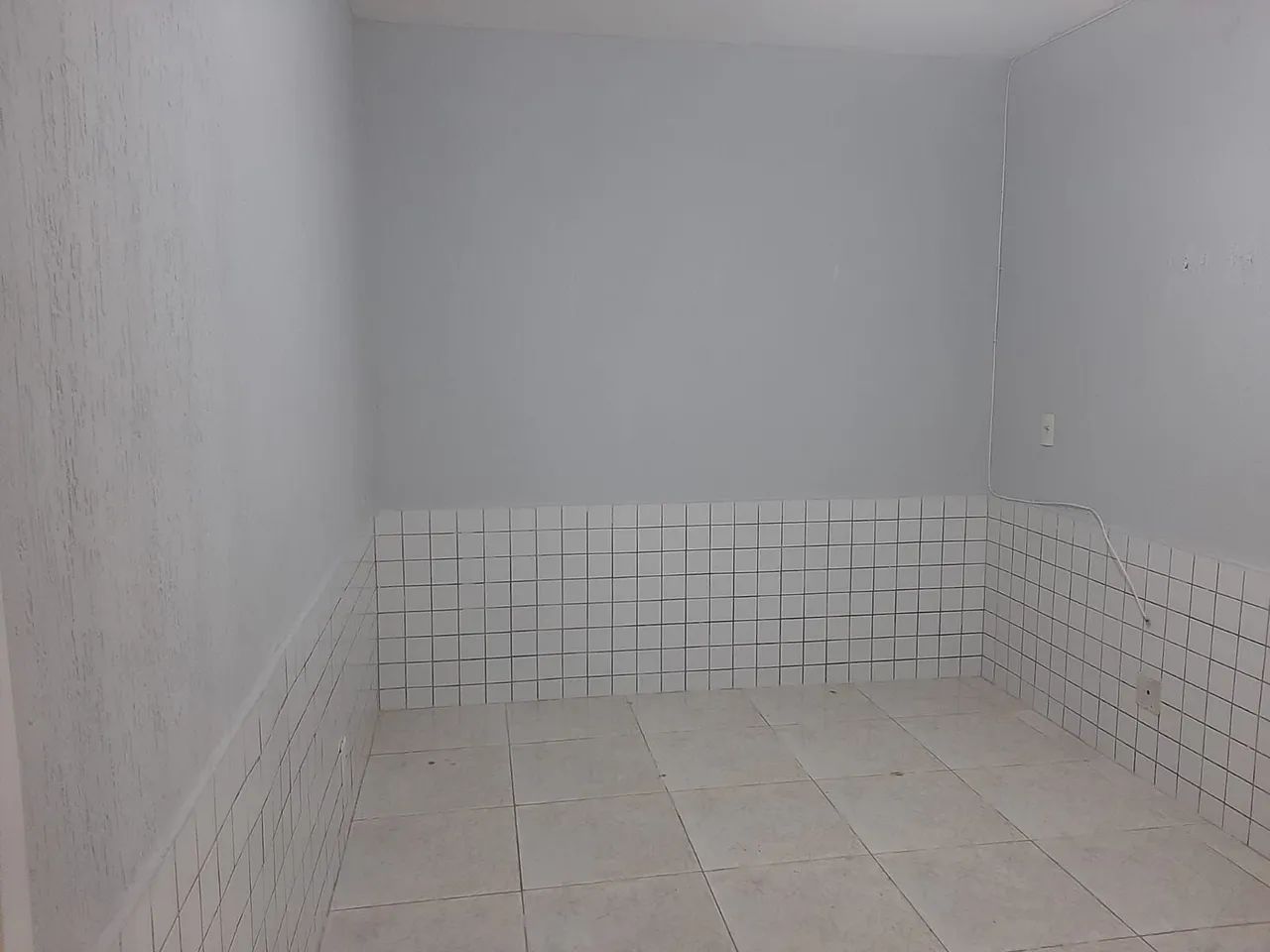 Aluga-se Casa de Fundo Térreo - Ceilândia - Setor O
