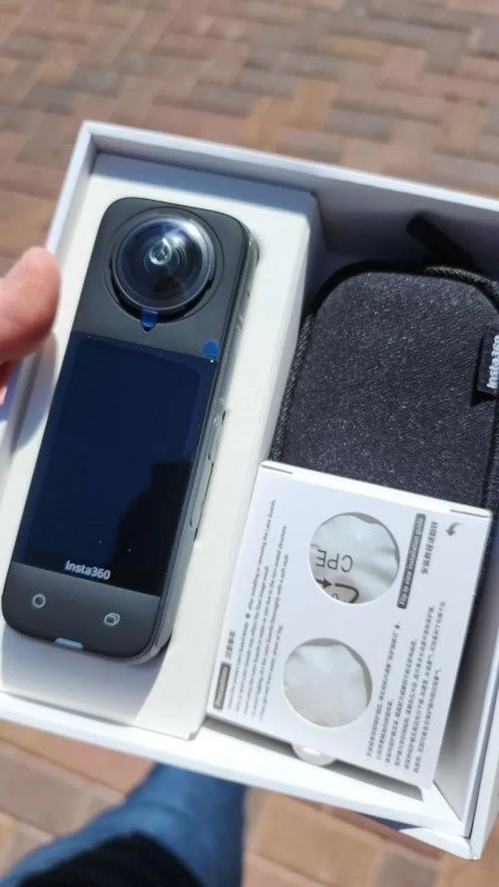 Câmera Insta 360 X4 - Foto 2