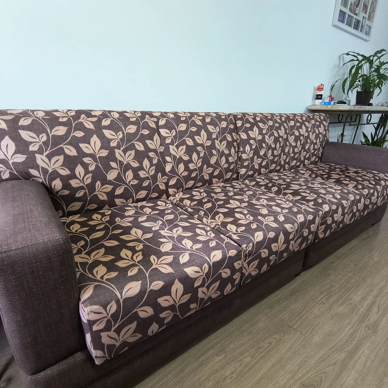 Sofá 4 Lugares Espaçoso - Conservado (2,45m x 0,70m) - Foto 2