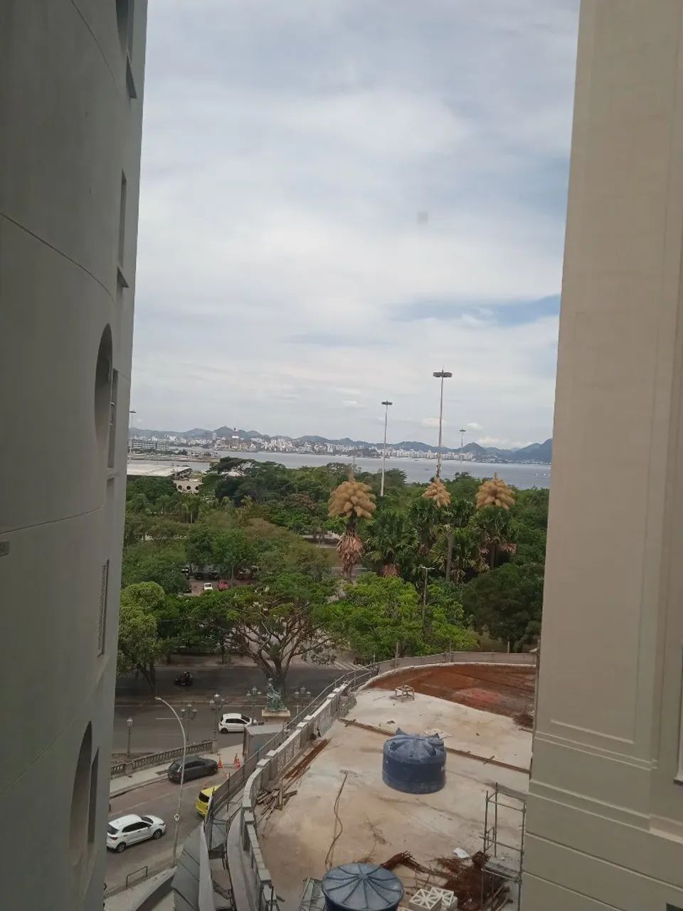 Lindo loft kitnet com.vista mar e mezanino