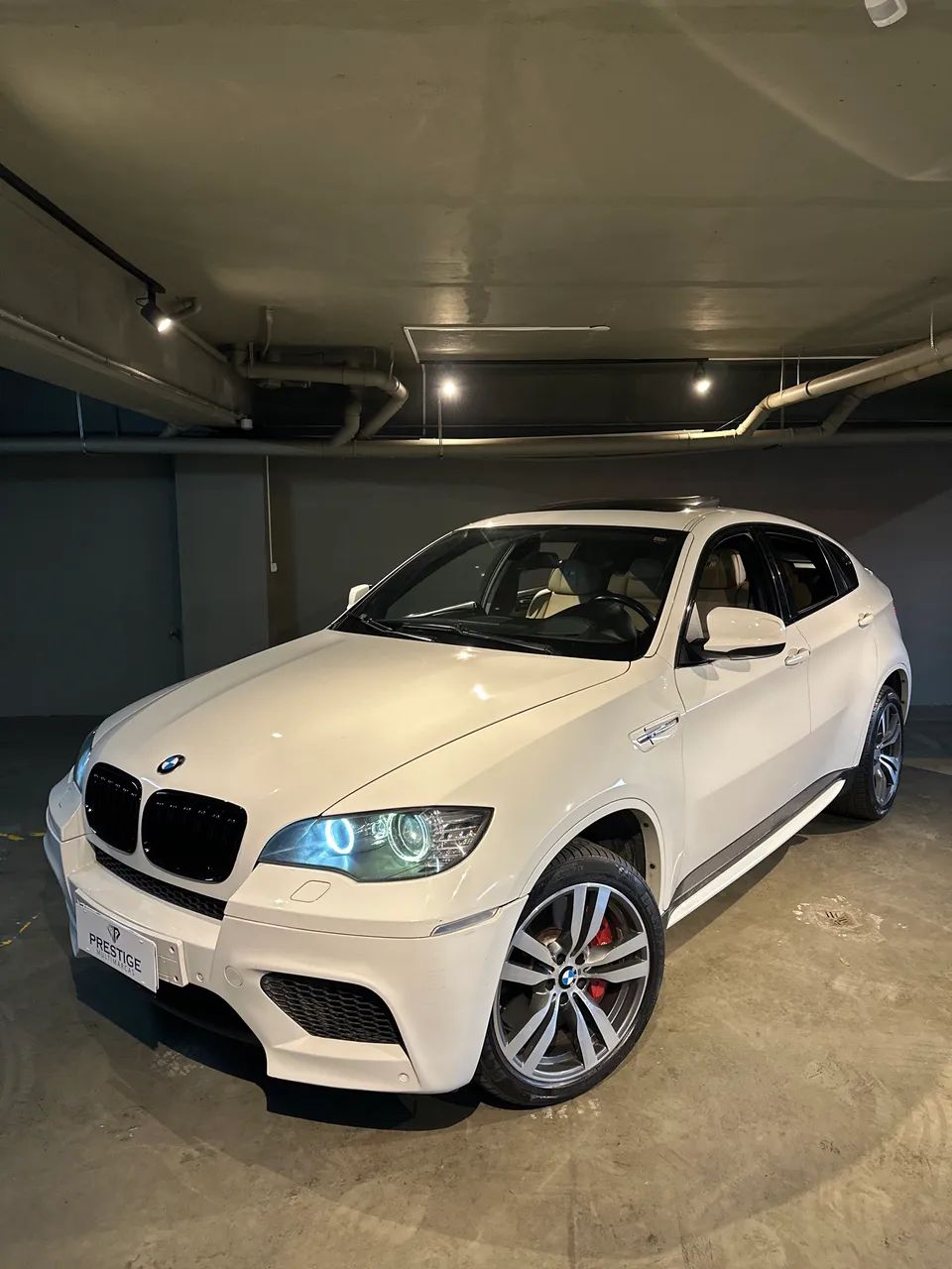 BMW X6 M 4.4 4X4 V8 32V Bi-turbo Aut. 2012