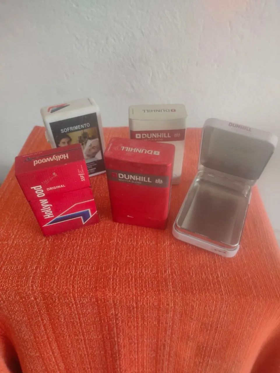 Para colecionadores latinhas antigas.
