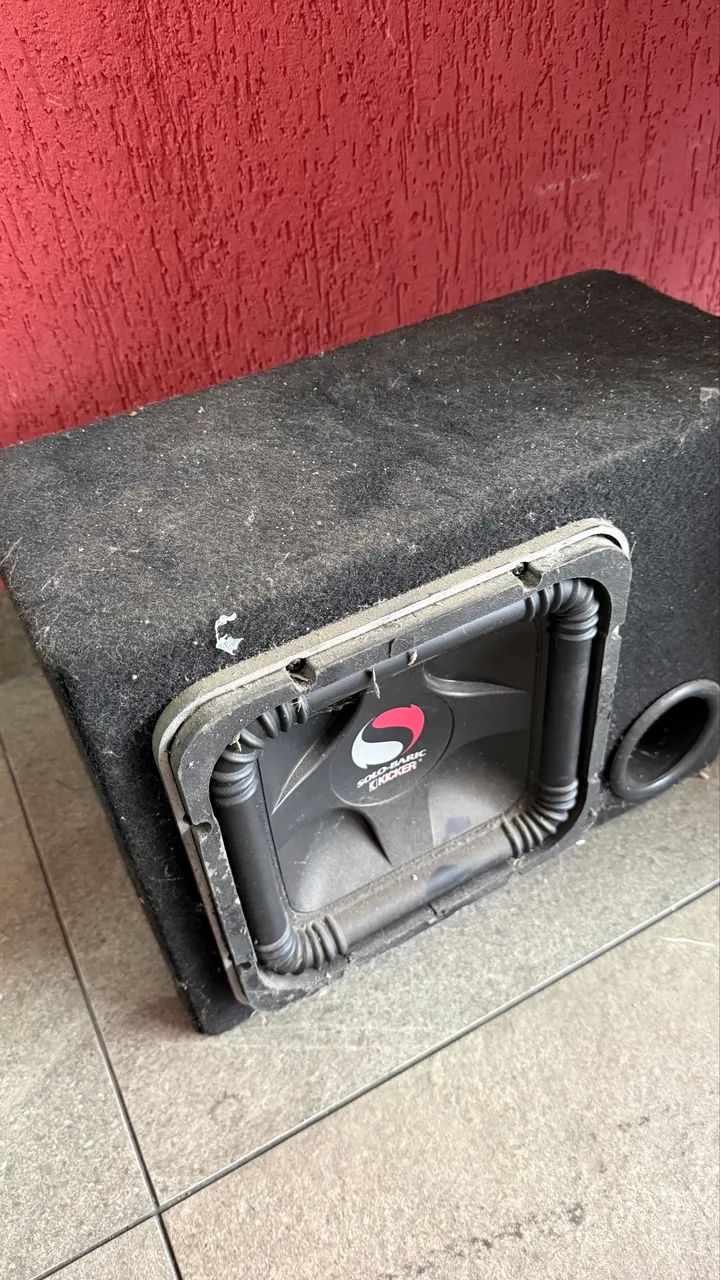Caixa dutada com Solo-Baric Kicker - subwoofer quadrado  - Foto 3