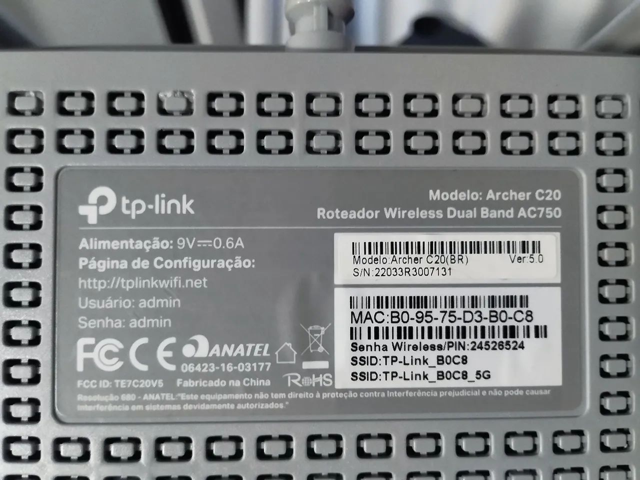 Roteador TP-LINK 3 Antenas, modelo ARCHER C20, Dual Band AC 750. - Foto 2
