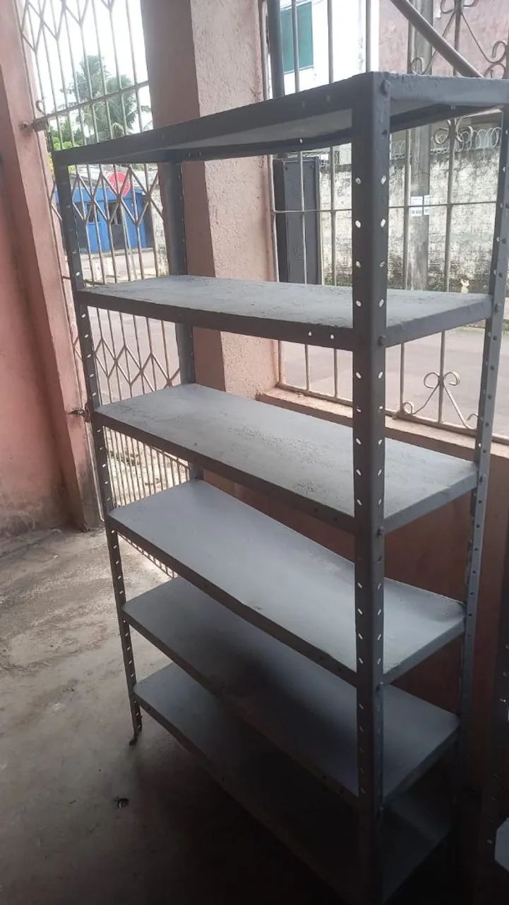 PRATELEIRAS FERRO E MADEIRA. - Foto 2