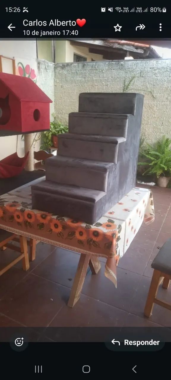 ESCADA COM BAÚ COM OU TOCA PARA PETS