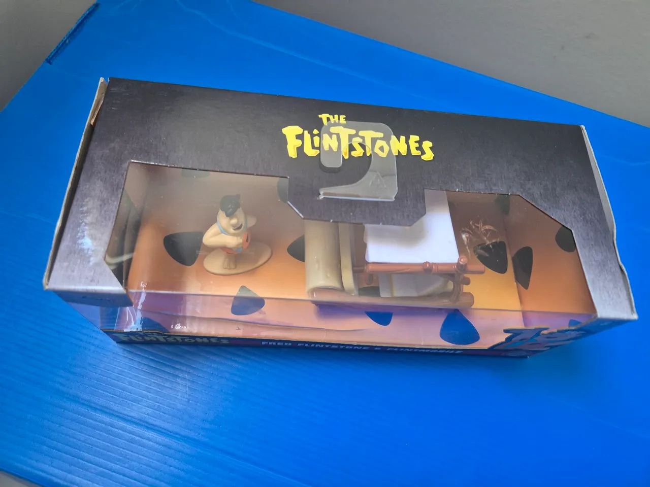 Fred Flintstone e Flintmobile - Foto 2