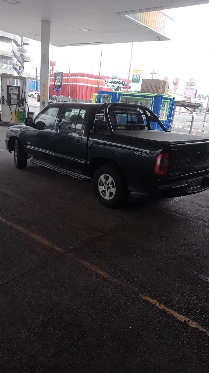 Chevrolet S10 Blazer DLX 2.8 4X4 TB Interc. Diesel 2001