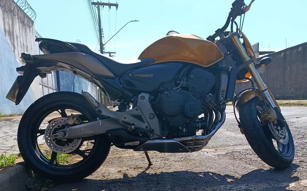 Honda / CB 600F HORNET  - Foto 4