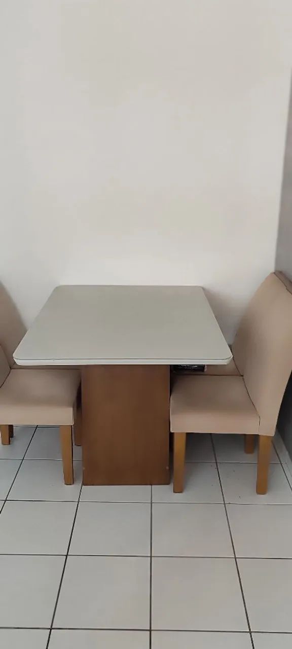 Mesa com tampa de vidro  - Foto 2