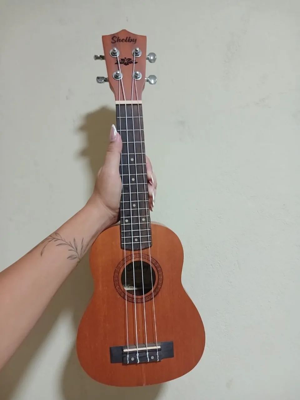 Ukulele Shelby Soprano + Capa - Foto 4