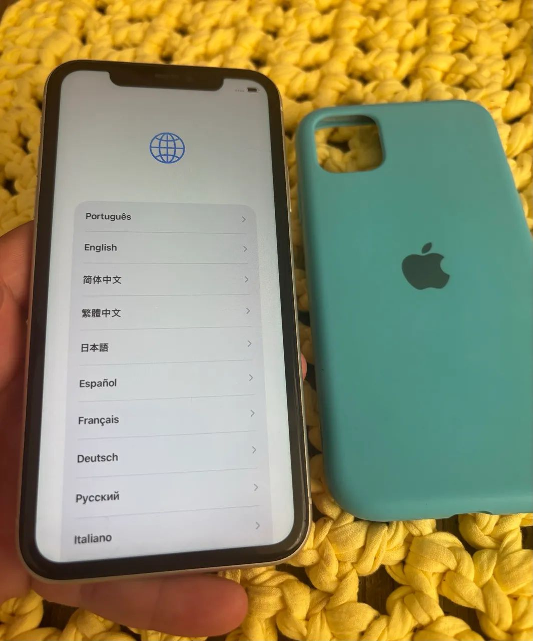 iPhone 11 64GB Branco - Face ID OK - Sem iCloud - Bateria 75
