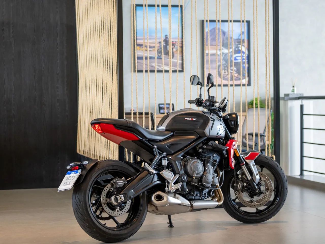 TRIUMPH TRIDENT 660 2024 - Foto 2