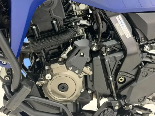 Suzuki Vstrom 800 DE 2025 - Foto 4