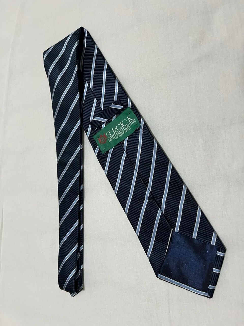 Gravata Sérgio K Azul Escuro Listrada Ótimo Estado - Foto 4