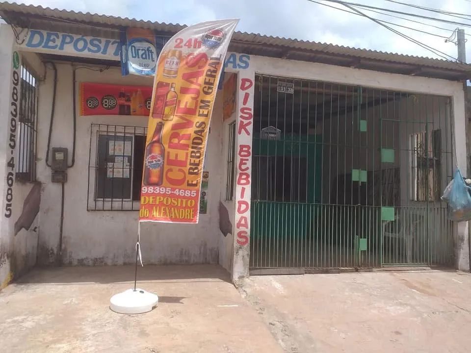 Casa grande 160 perto de tudo