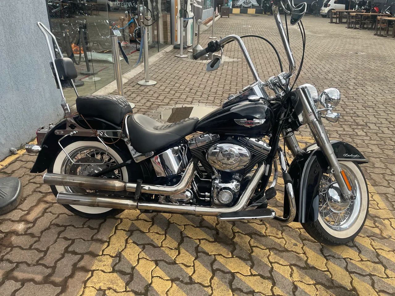 Harley Davidson Softail Deluxe 2013 - Foto 2