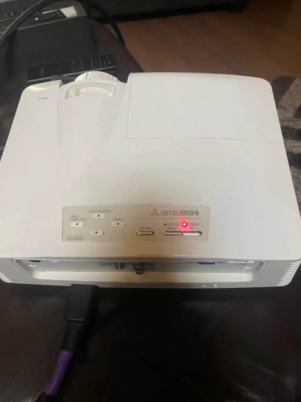Vendo Projetor Mitsubishi HD 3200  - Foto 2