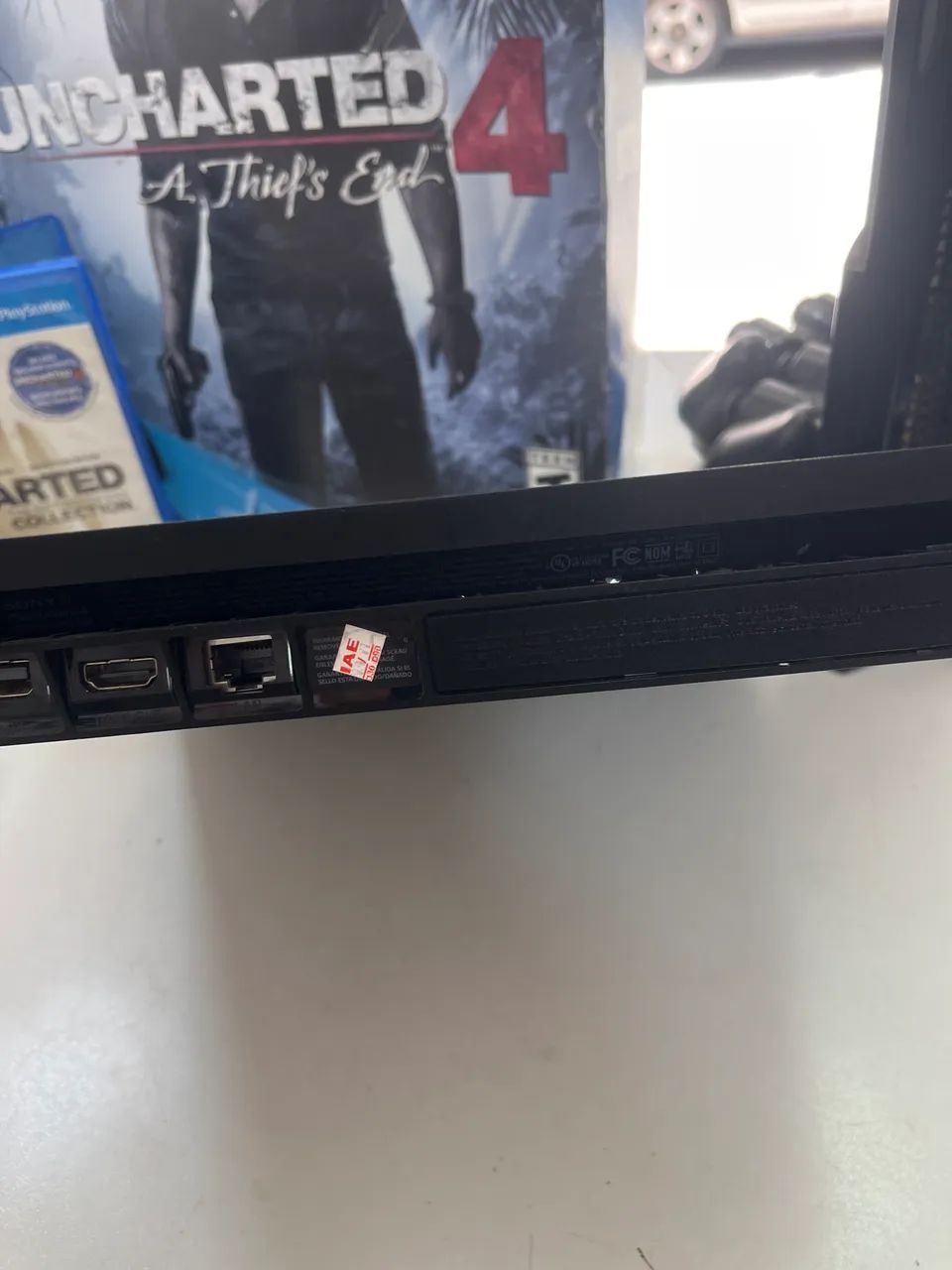 Ps4 2 jogo é um controle 1 T HD - Foto 4