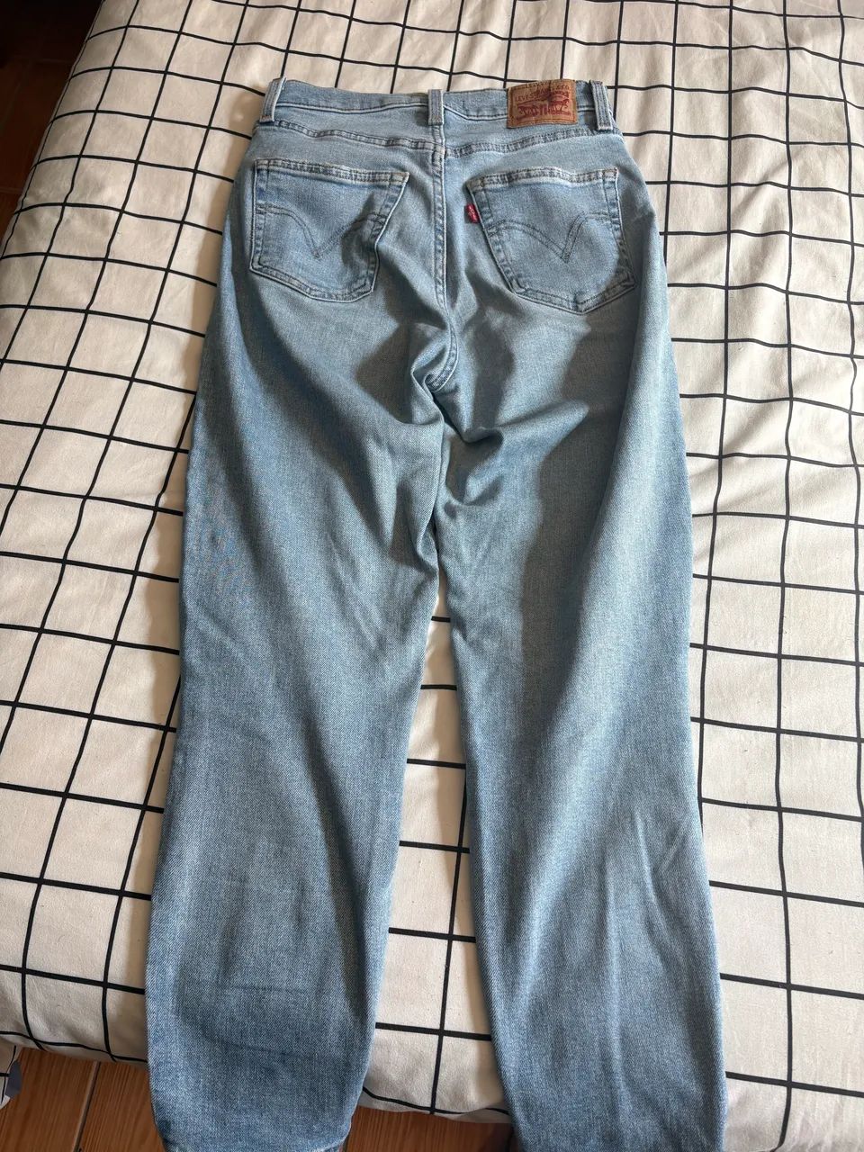 Calça Jeans Levis Tam 36 Azul-Claro Destroyed - Foto 2