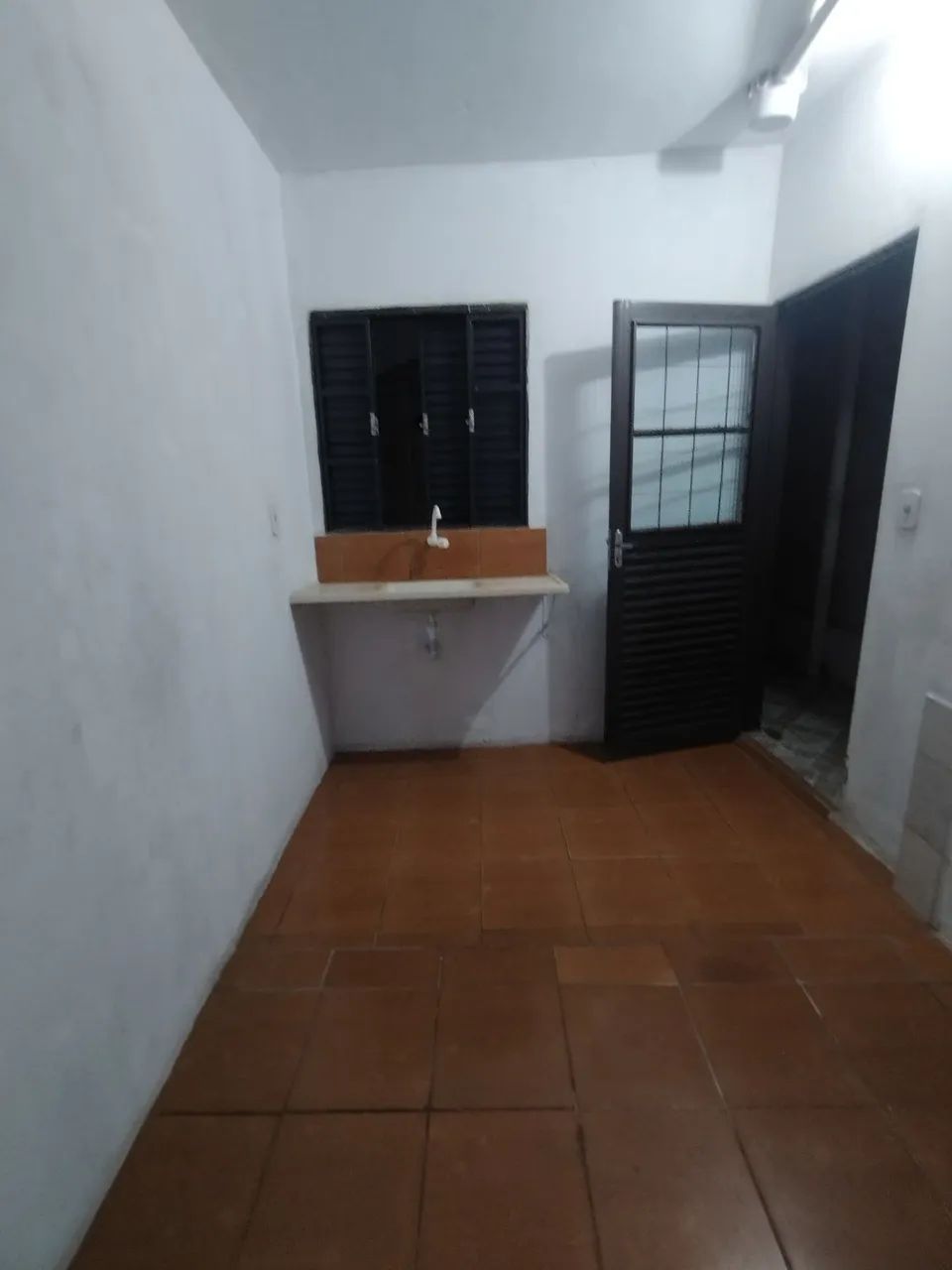 Aluga-se barraco de fundo  - Foto 5