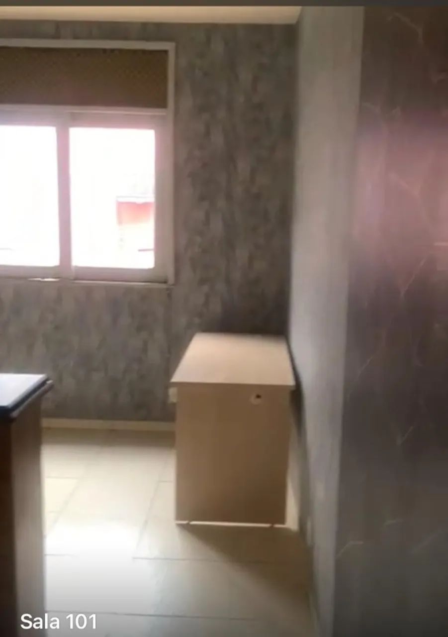 SALA COMERCIAL COM 20M QUADRADOS NO CENTRO DE BELFORD ROXO - Foto 3