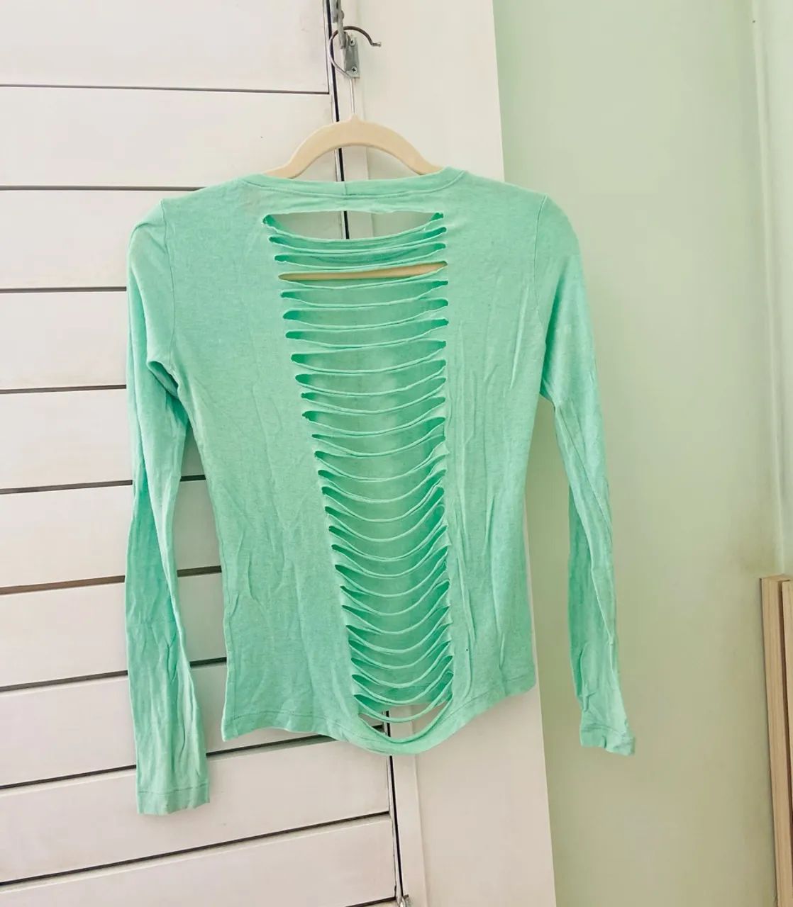 Blusa Farm texturizada com recortes P - Foto 5