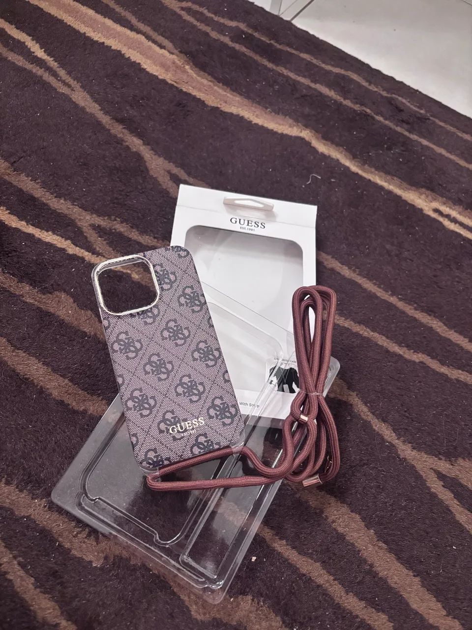Capa para IPhone Guess !!! - Foto 2