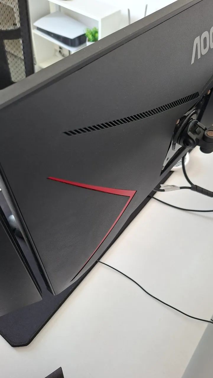 Monitor AOC 27 quad hd HERO QUAD 155HZ - Foto 2