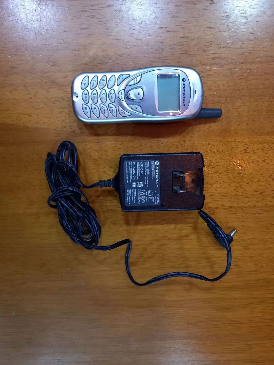 Celular lenoxx e Motorola relíquias  - Foto 2