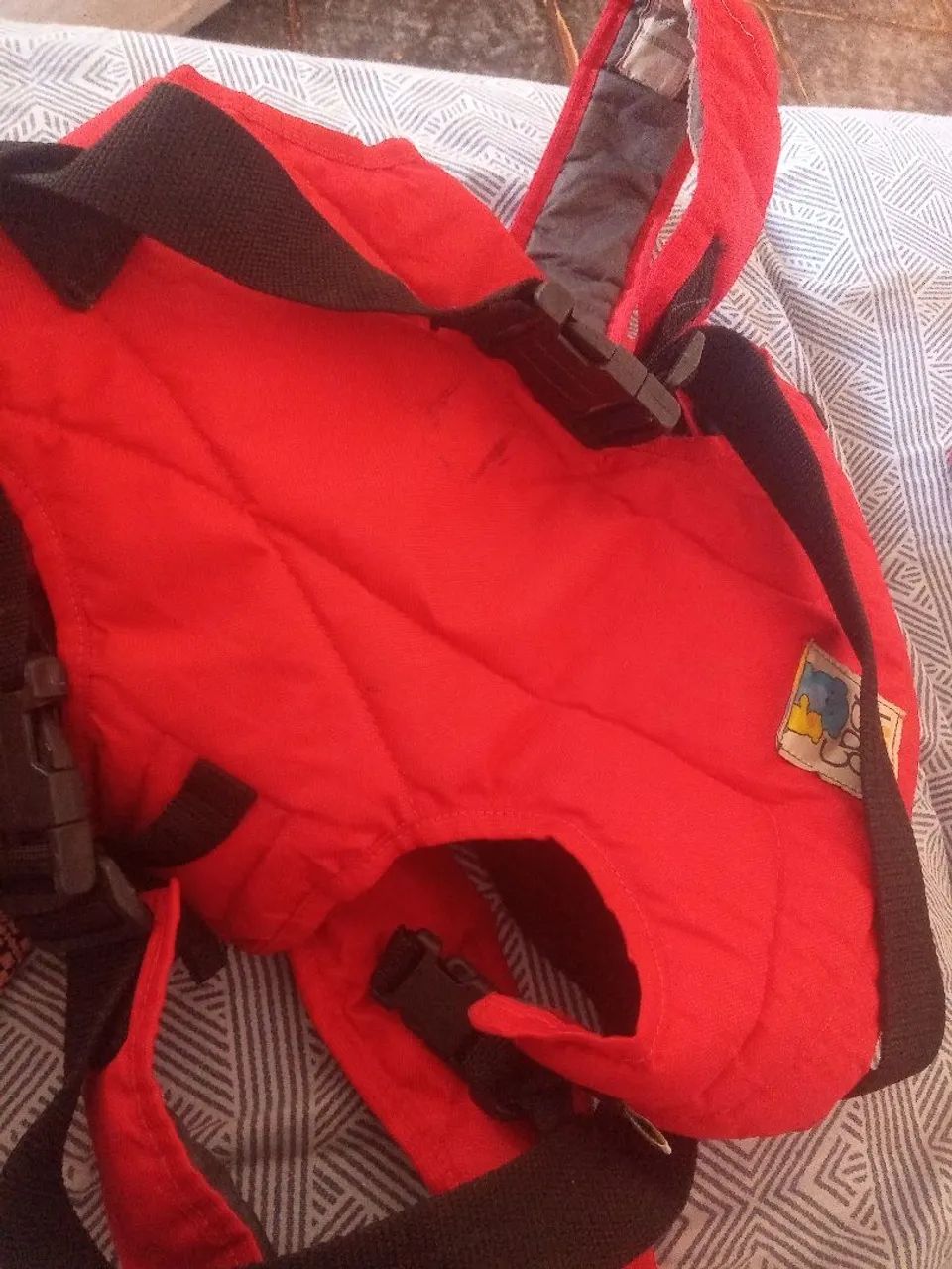 Estou vendendo um canguru de bebê 