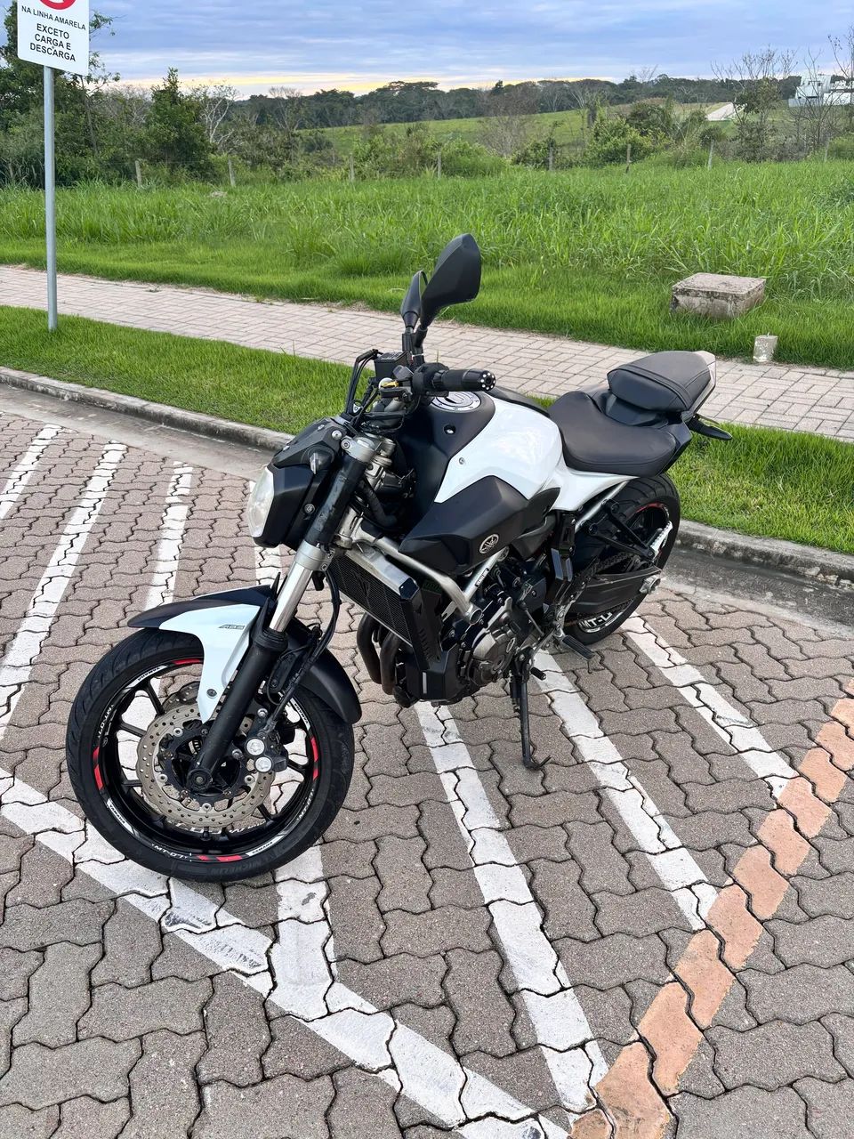 Yamaha Mt07 2016 - Foto 2