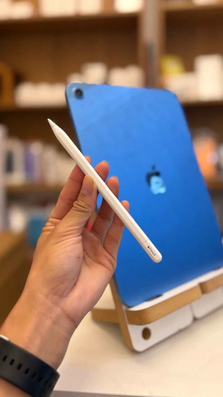 IPAD A16 128GB MAIS APPLE PENCIL USB-C ORIGINAL - Celulares e