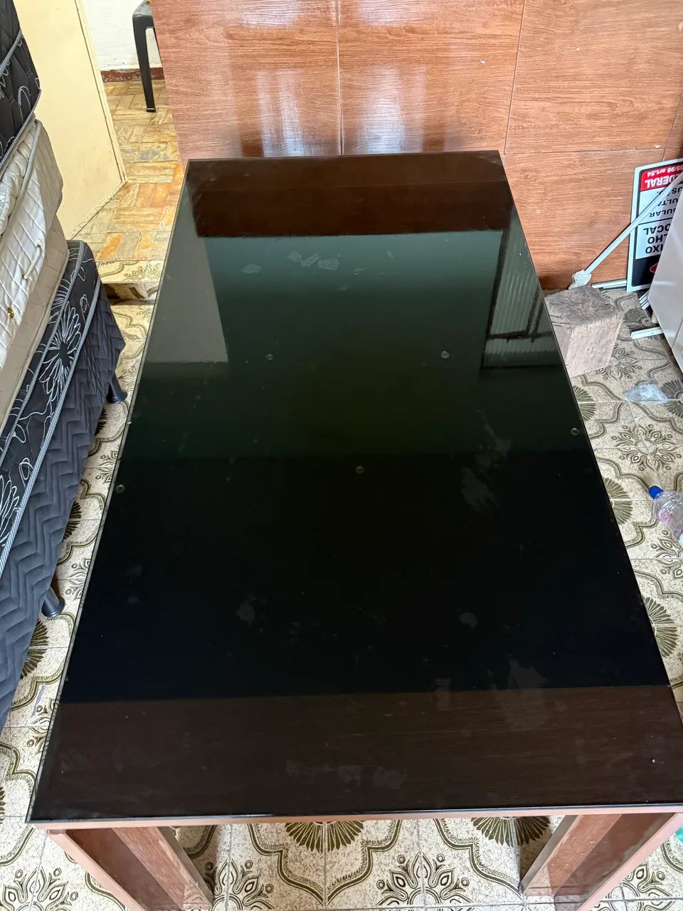     Mesa com Tampo de Vidro Preto - Foto 3