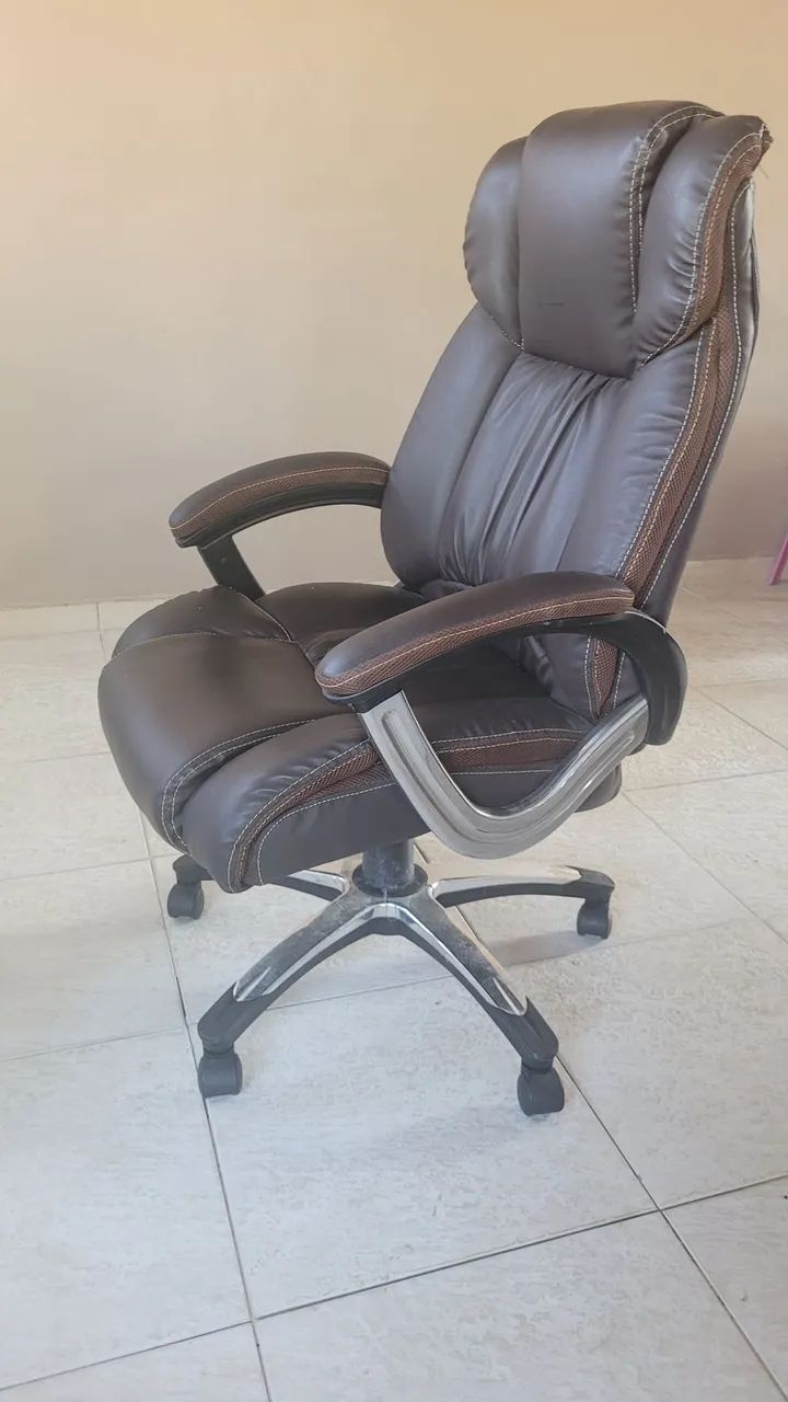Cadeira escritório luxo
